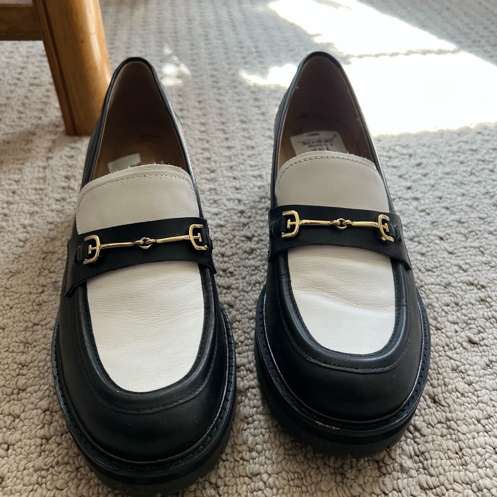 Sam Edelman Size 8 Tuxedo Loafers